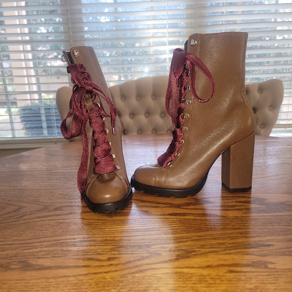 NWT Schutz Zara Dark Tan Maroon Platform Genuine Leather Combat Heel Boots - Picture 3 of 17